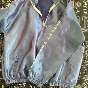 Iridescent windbreaker